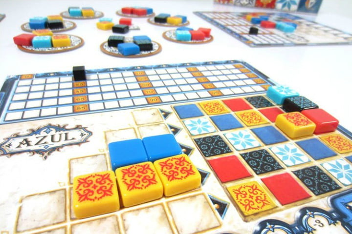 Azul -- 2-8+ players