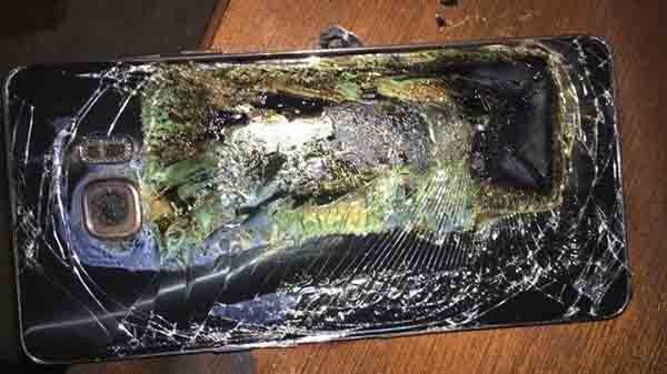 Samsung Galaxy A21 Explosion Leads Emergency Evacuation From Airplane