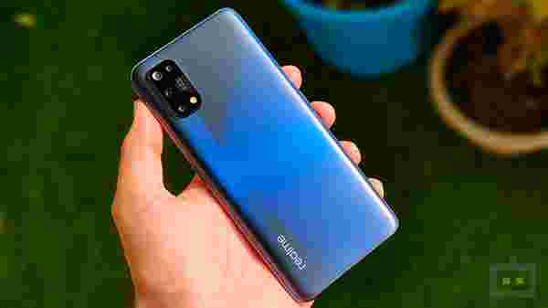 Realme 7 Pro (Mirror Silver, 128 GB)  (8 GB RAM)