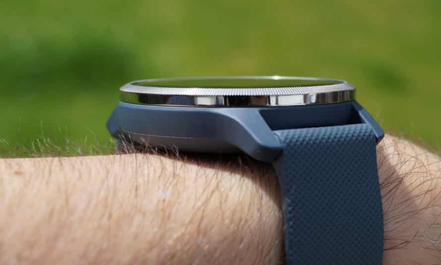 garmin venu 2 review