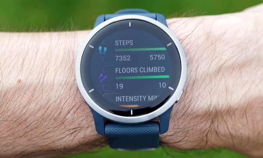 garmin venu 2 review