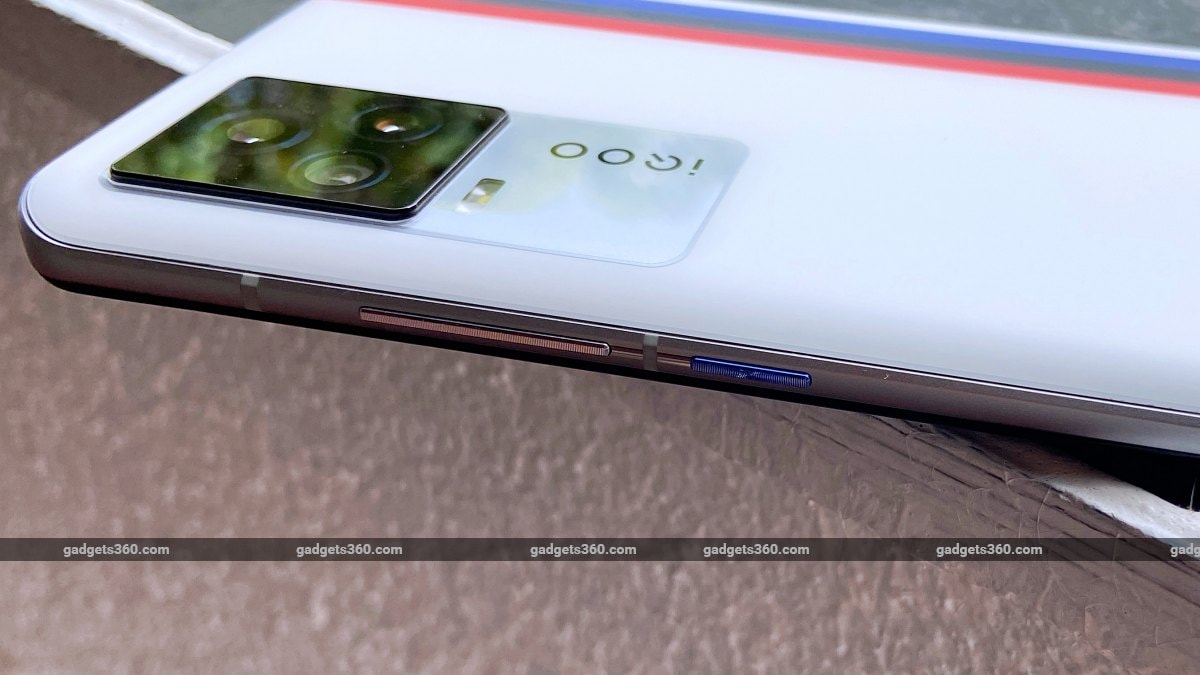 iQoo 7 Legend right buttons ndtv iQoo7Legend  iQoo