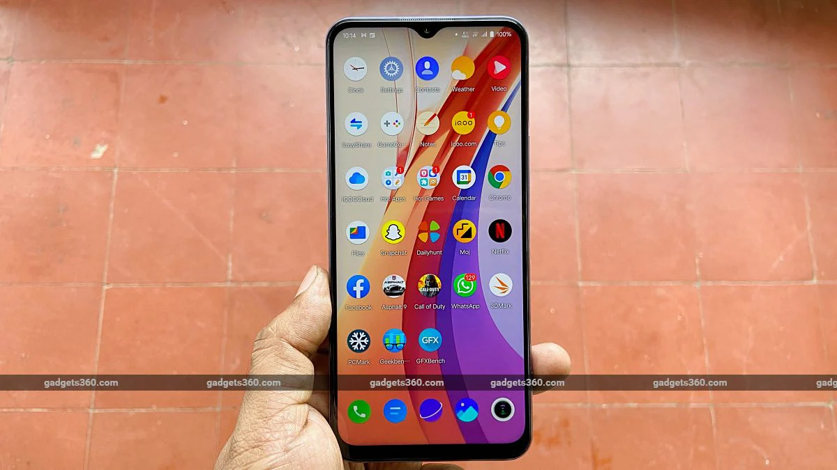 iQoo Z3 front display software ndtv iQooZ3  iQoo